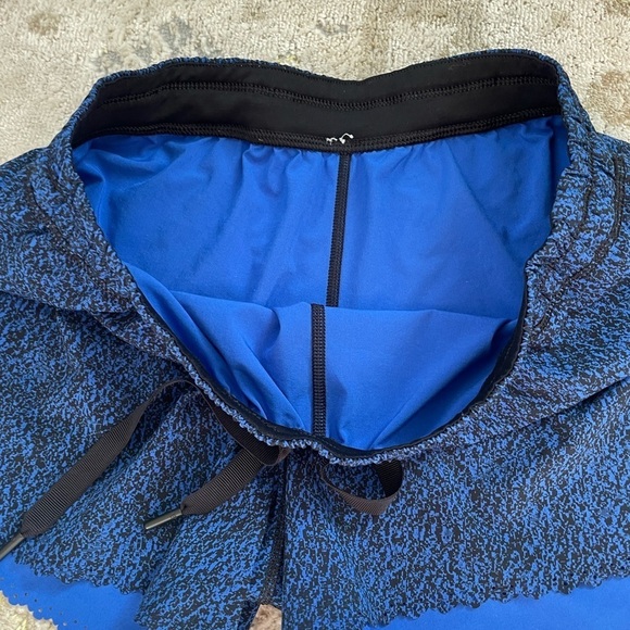Lululemon Hit It Short Cerulean Blue size 4 - Picture 10 of 13